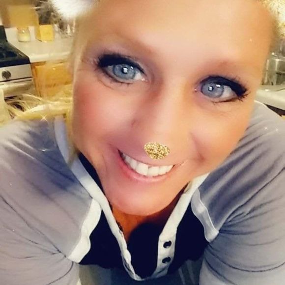 Meet your Posher, Bobbie - Picture 1 of 1